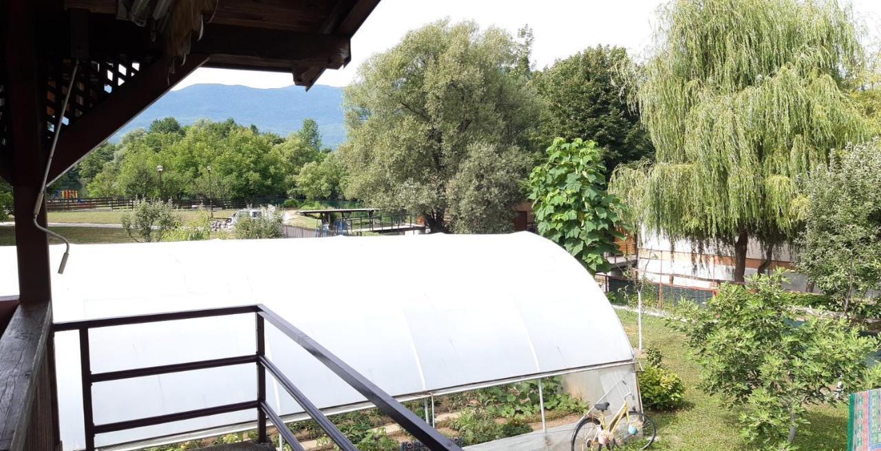 Holiday Home Old Mill Bihać エクステリア 写真